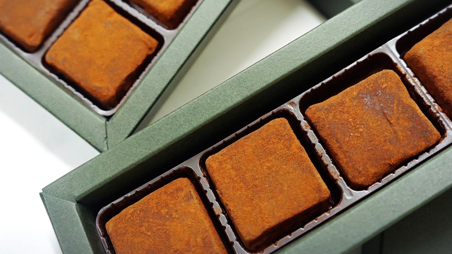 ★＼２０２６／★愛を贈る季節限定☆彡あま〜い生チョコとホットな1杯◆ときめき寄木体験付♪夕食部屋