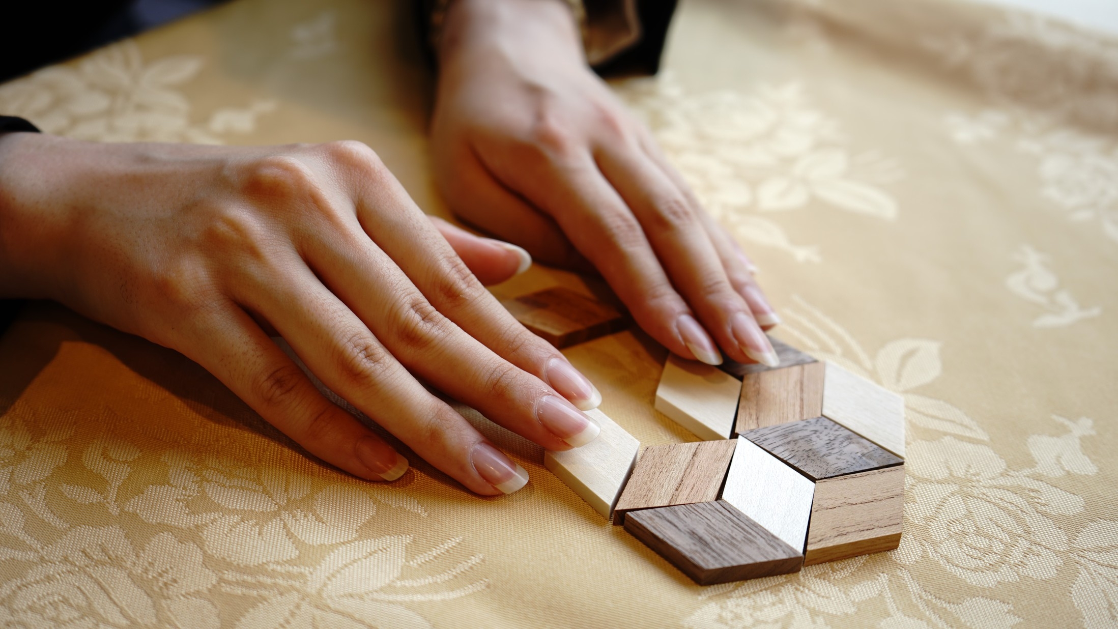 ★＼愛を贈る季節限定／★あま〜い生チョコとホットな1杯◆ときめき寄木体験付☆彡夕食時飲み放題付！