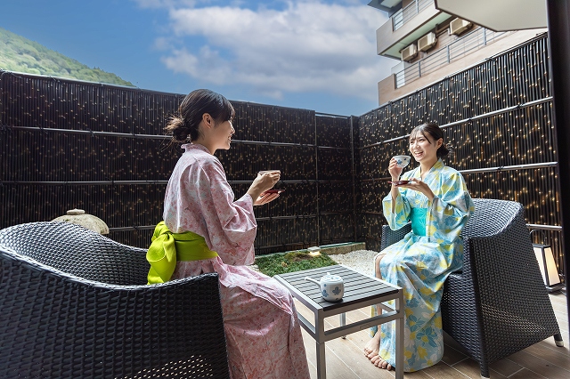 【本館小さなお庭付禁煙和室10畳】≪客室一例≫