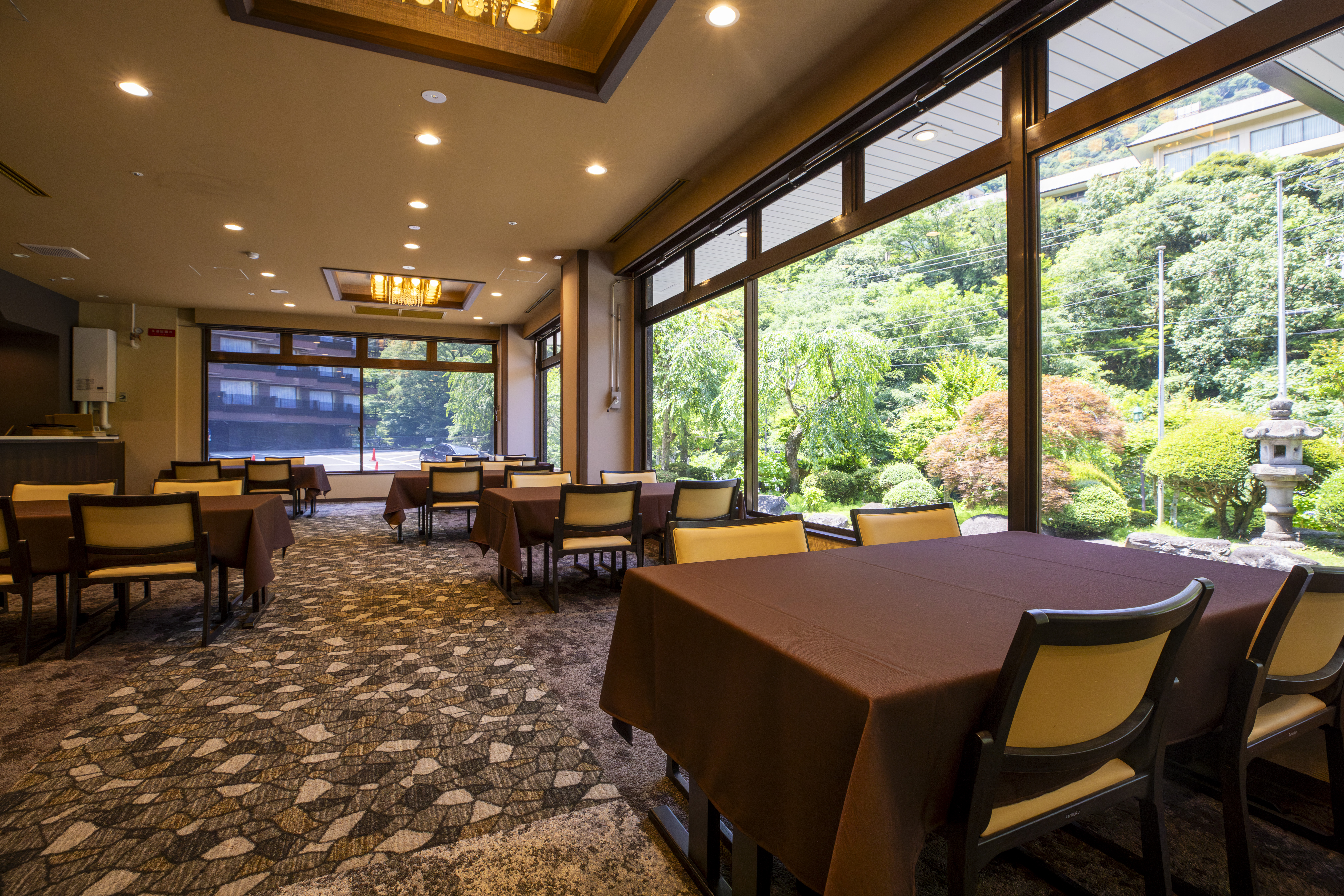 【喫茶】《りえ》