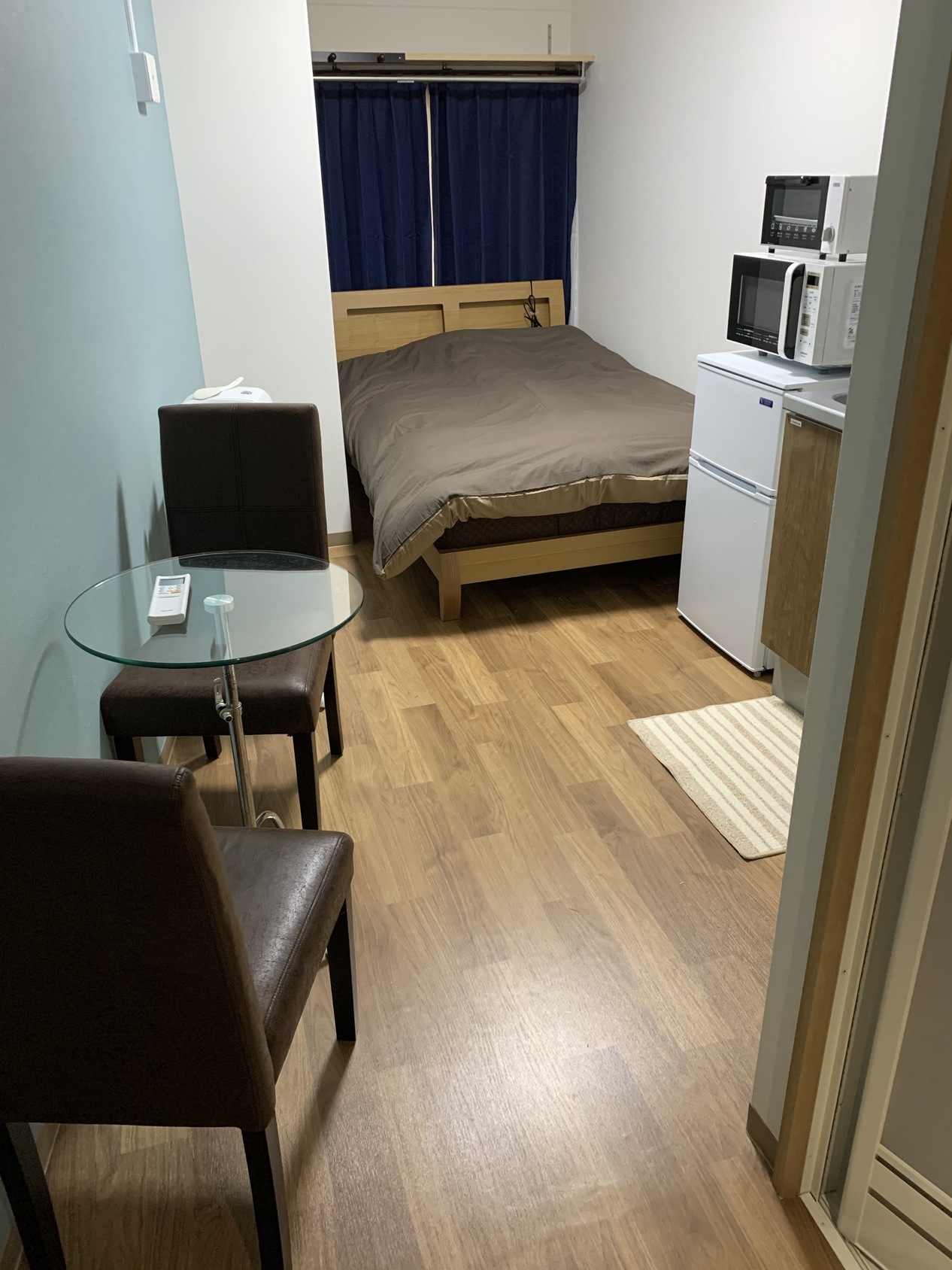 【5泊以上連泊割引】末広町別館ダブルルーム★中心街！利便性◎