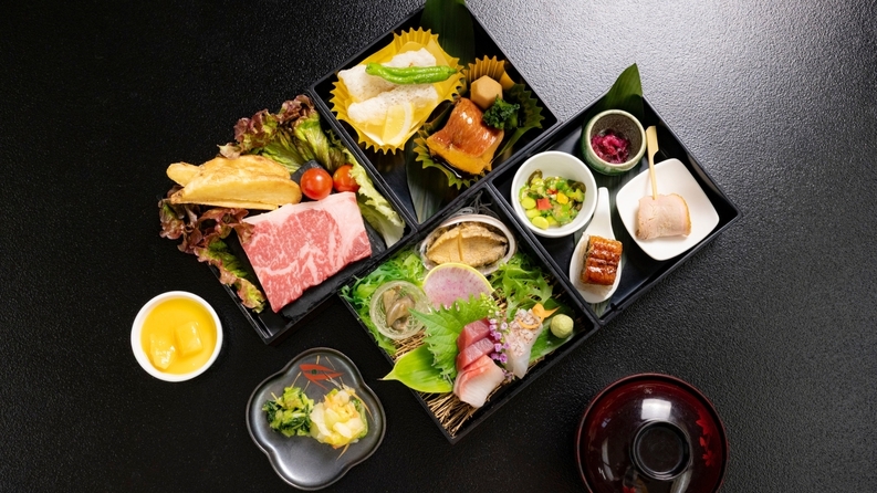 【お正月プラン】伊豆七島産金目鯛の姿煮が付いたお正月限定４段重プラン