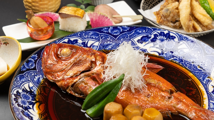 極み海鮮膳（一例）　伊豆七島産金目鯛の煮付け