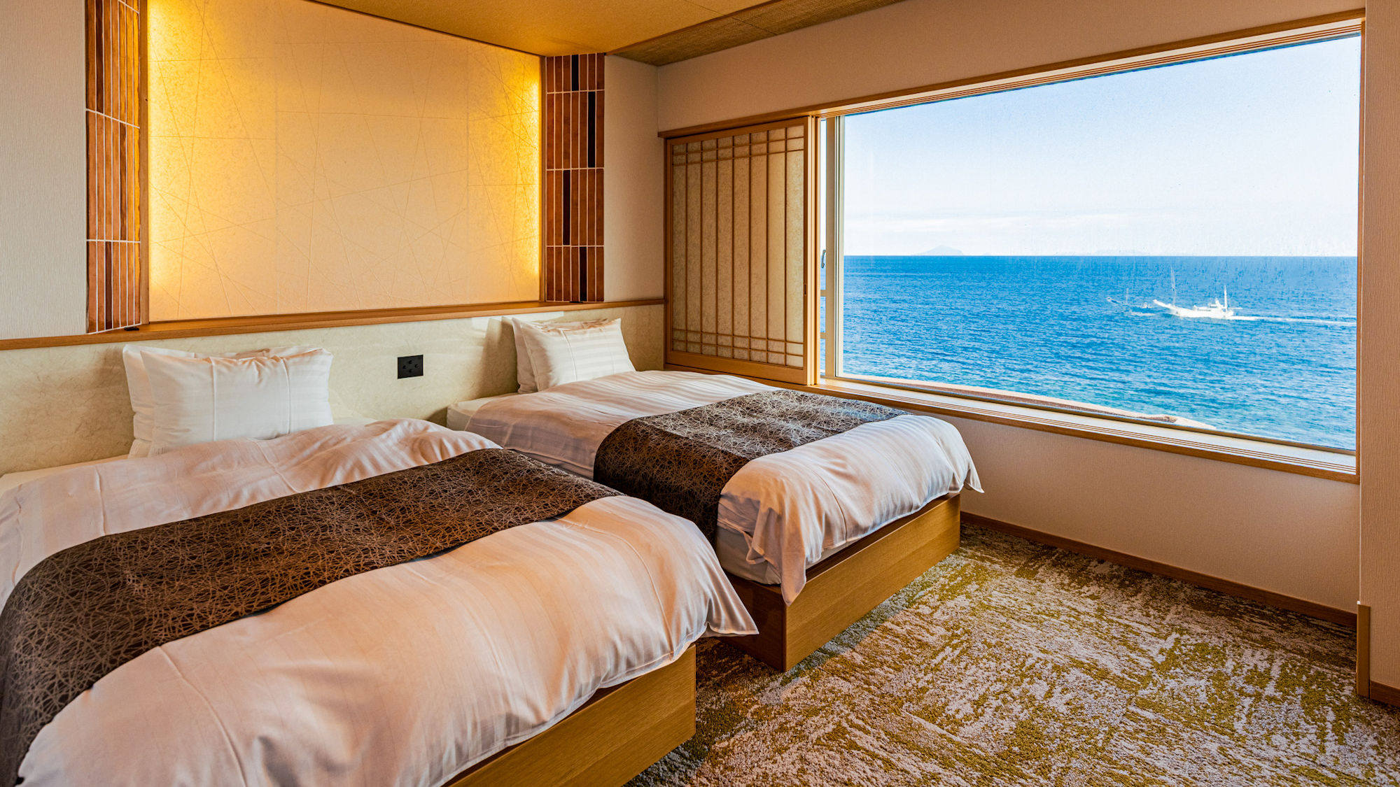 和モダン和洋室絶景スイート『雫』（77平米）【禁煙室】