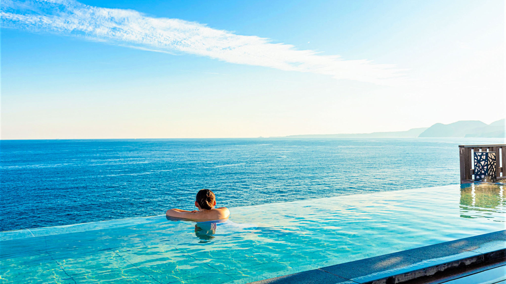 海と一体になれる露天風呂「蒼空Sora」