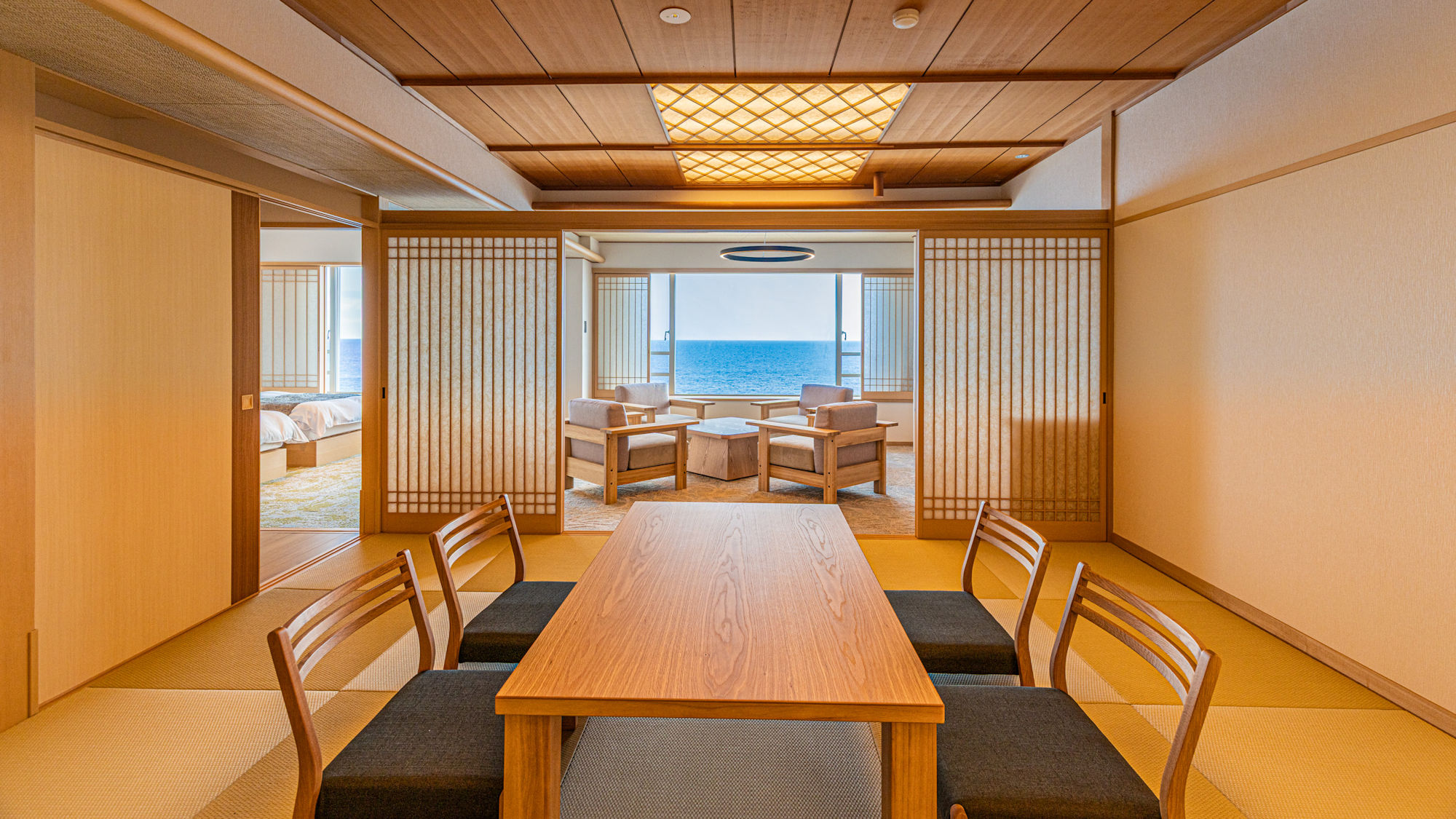 和モダン和洋室絶景スイート『雫』（77平米）【禁煙室】