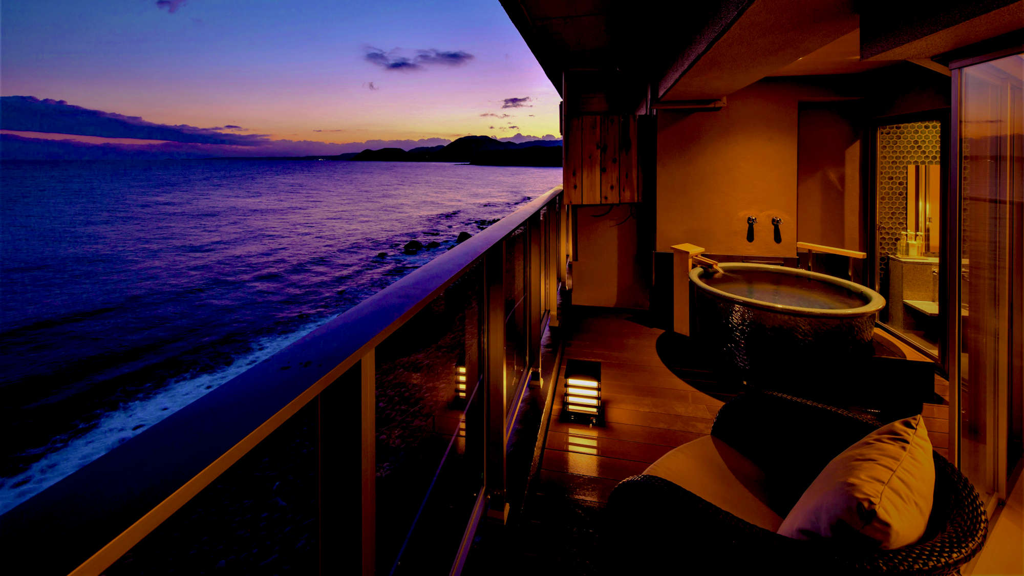 温泉掛流し露天風呂付絶景和モダン『粋』