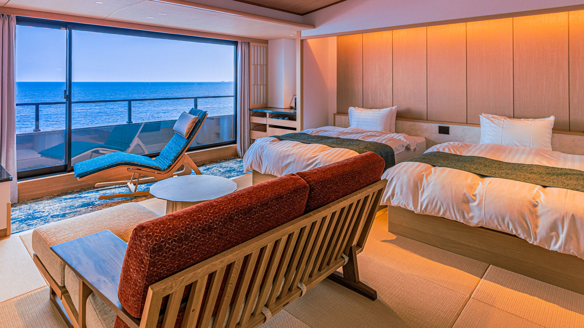 和モダン和洋室　『瑠璃波』（40.2平米）【禁煙室】