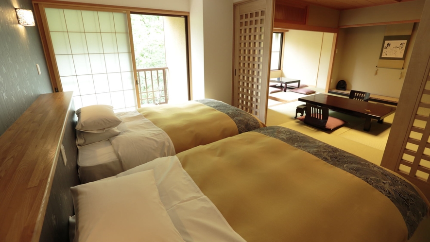 【ベッドのあるお部屋】シモンズ製セミダブルベッド2台のツインルーム＋10畳和室＋4.5畳和室
