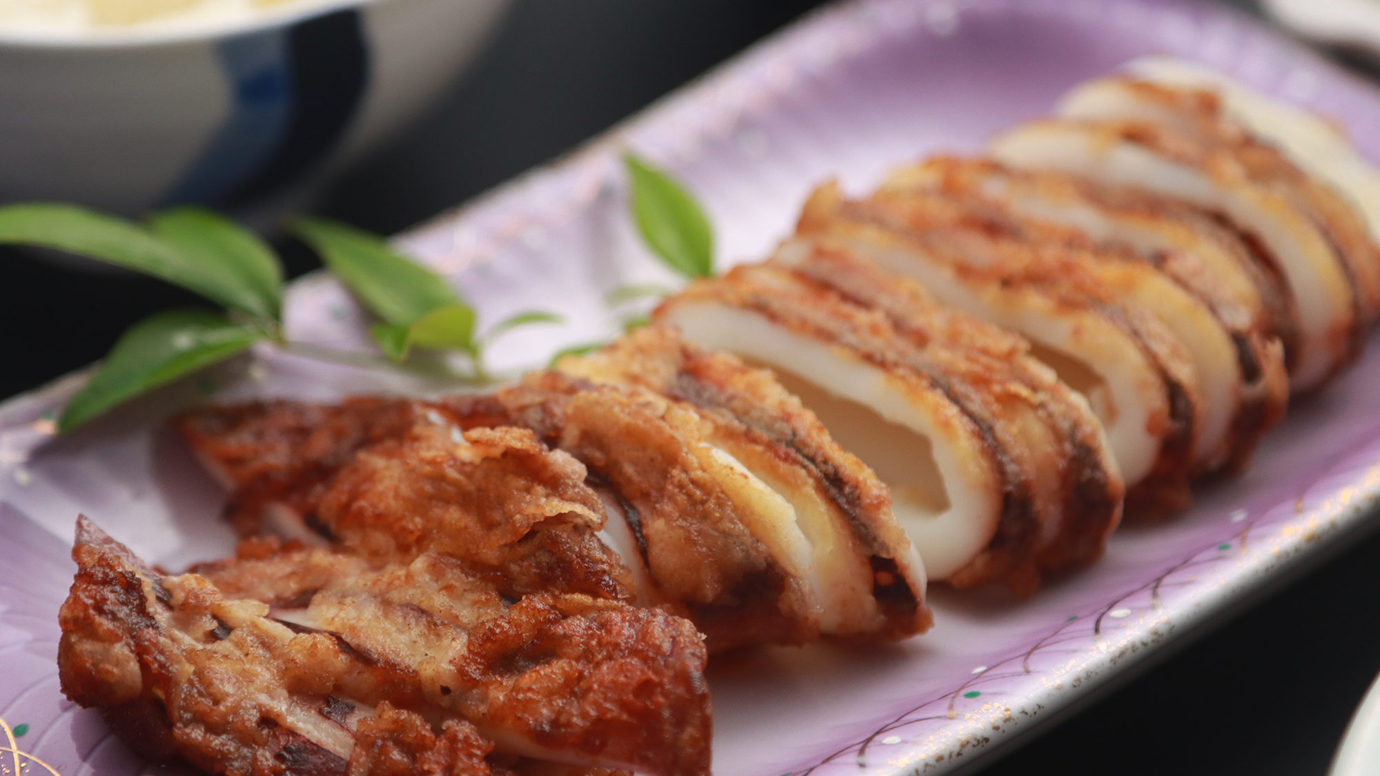 【お料理】 スタンダード　夕食  オリーブオイルで焼いたイカの姿焼き