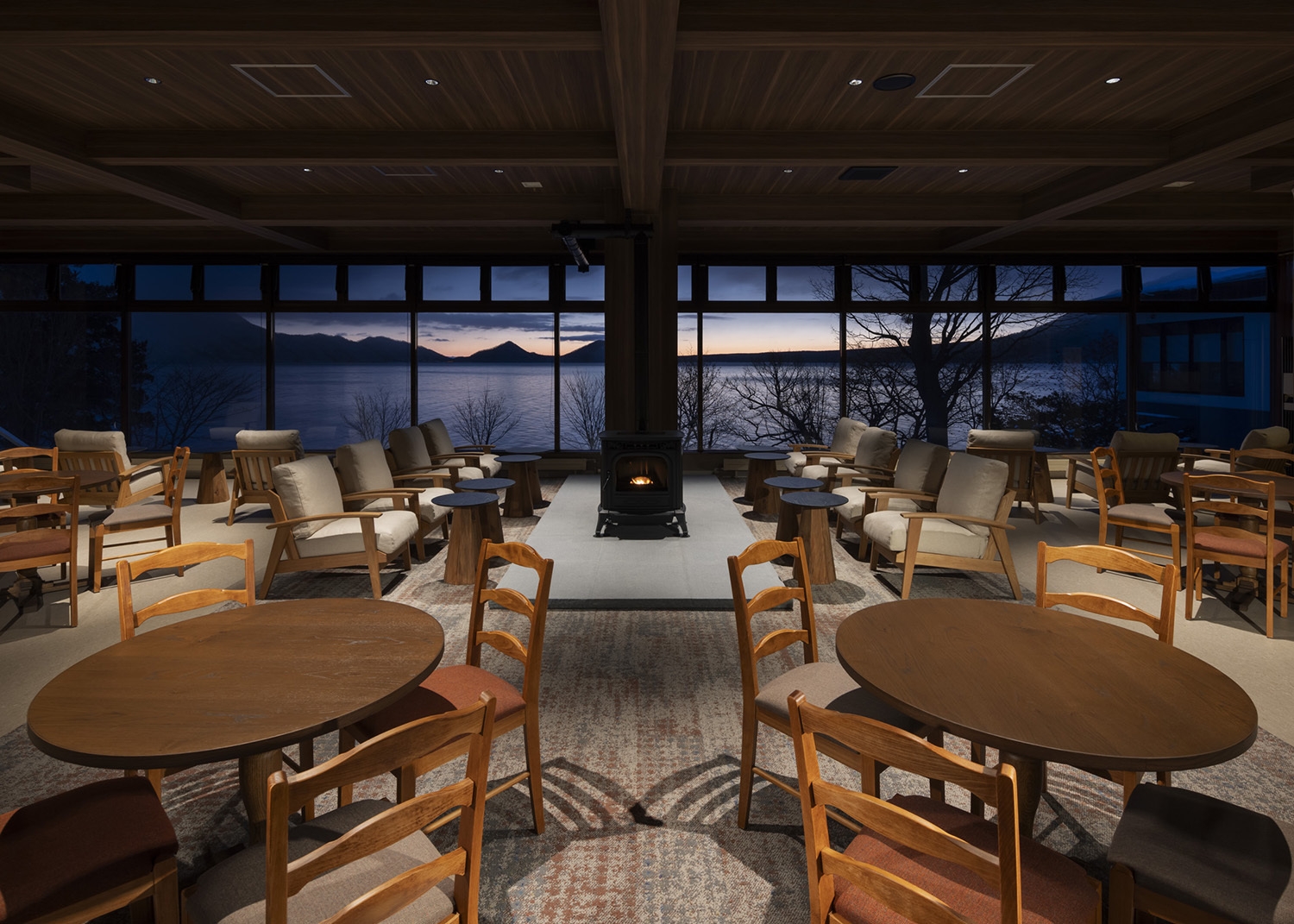 【楽天トラベル限定】温泉とサウナ三昧！支笏湖ビューの絶景サウナ旅【食事なし素泊まり】