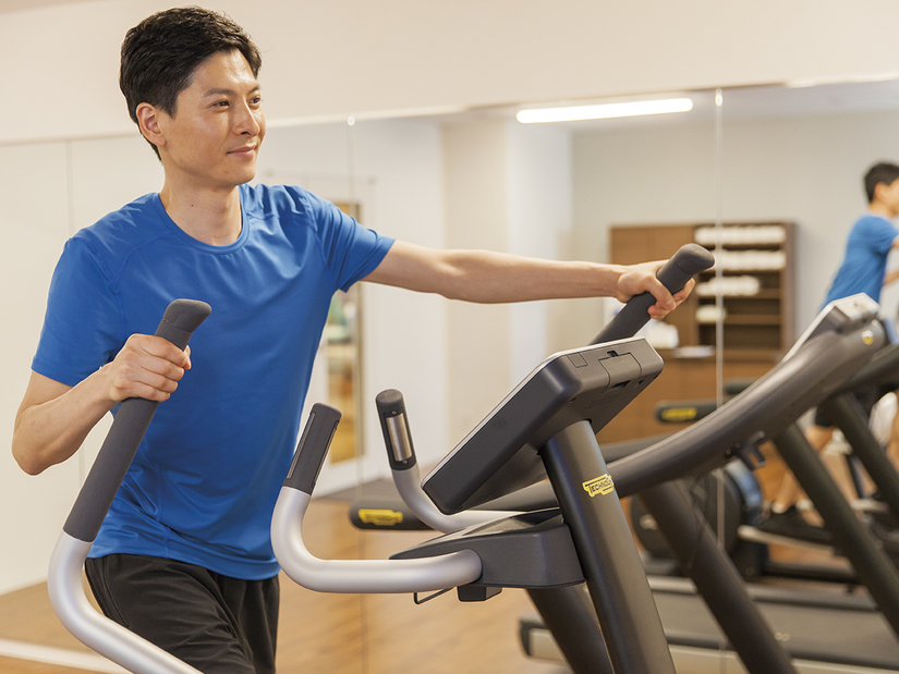 無料のフィットネスルームで日頃の運動不足も解消♪