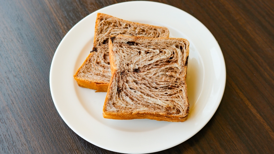 【無料朝食サービス】　食パン（マーブル）