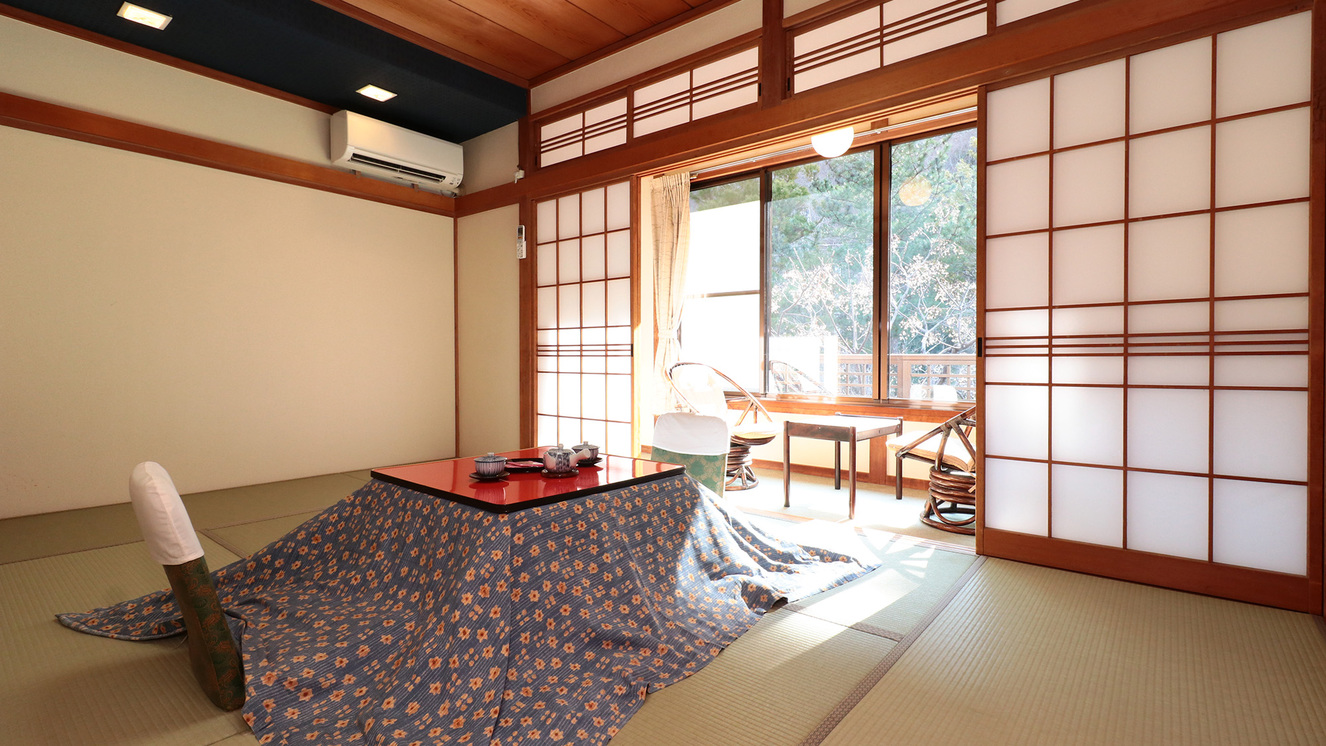 和室7.5畳（禁煙）: 本館２F