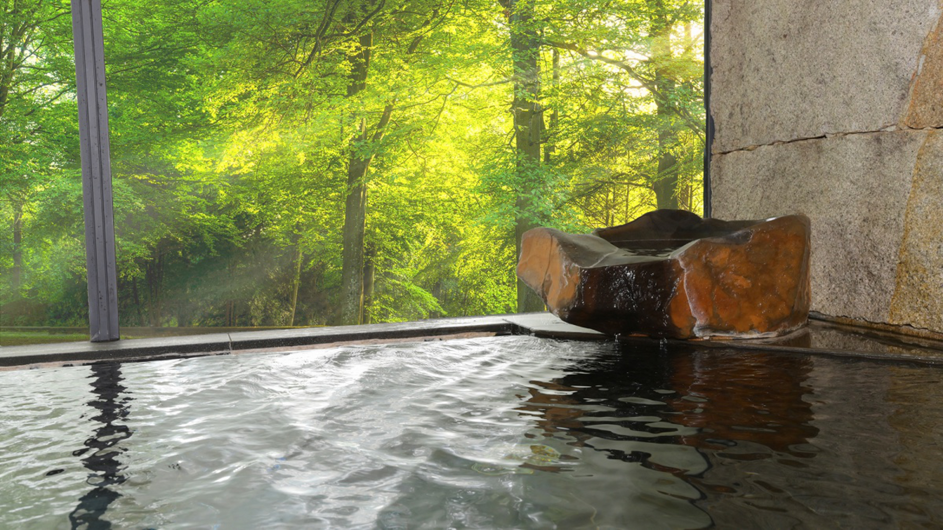 疲れを癒す大浴場も完備しております