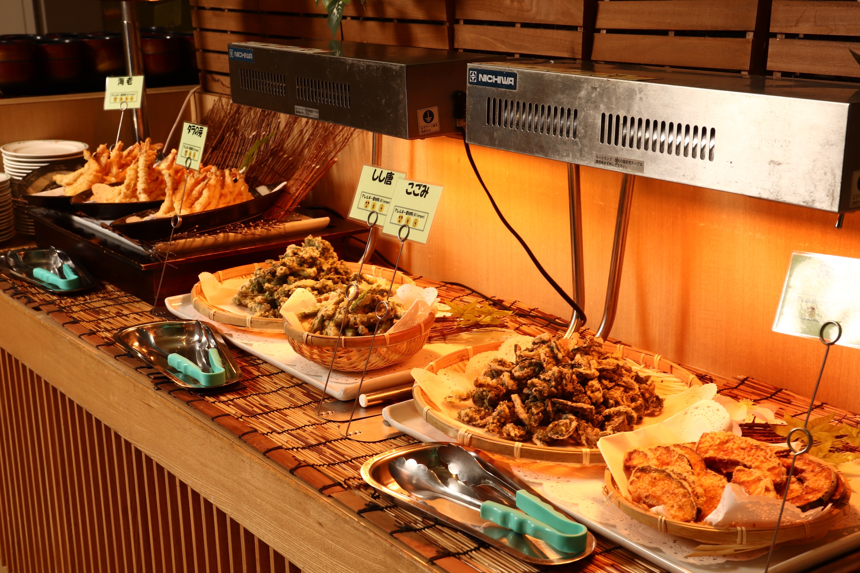 夕食バイキングイメージ