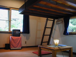 和洋室（山小屋部屋）