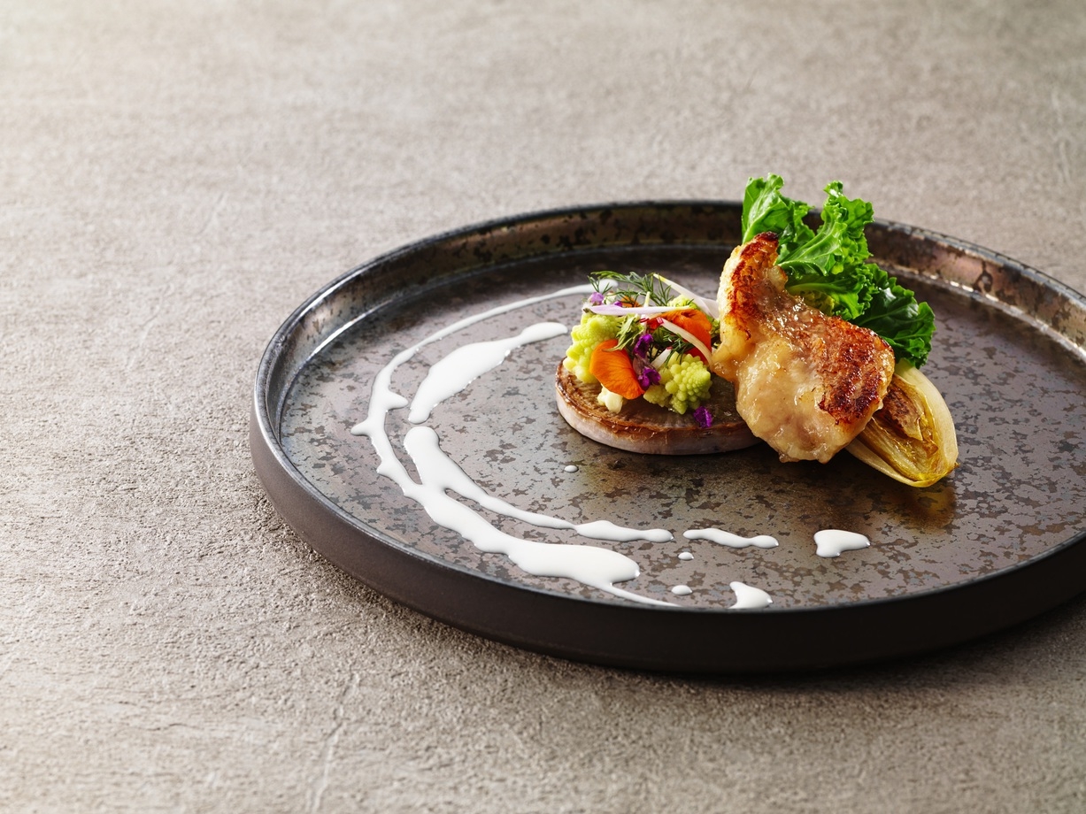 【２名様まで】旬の味覚と極上温泉を堪能する１泊２食付きプラン