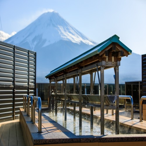 足湯から迫力の富士山を！お子様歓迎ファミリープラン♪夕食はご家族水入らずで(^_ -)−☆