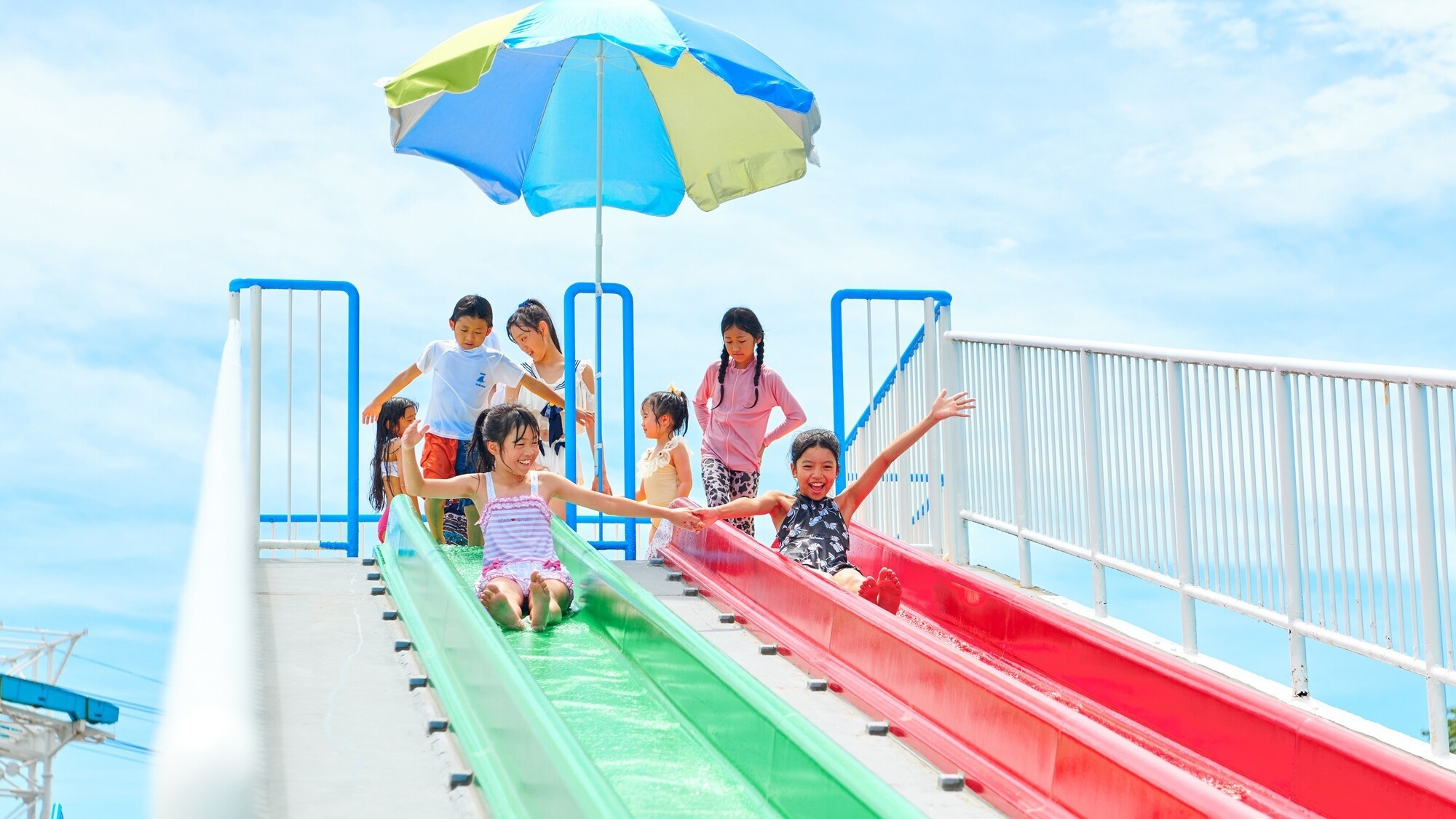 【夏休み】プール＆遊園地入場券付バイキングご宿泊プラン2025 ≪眺望：湖側≫　