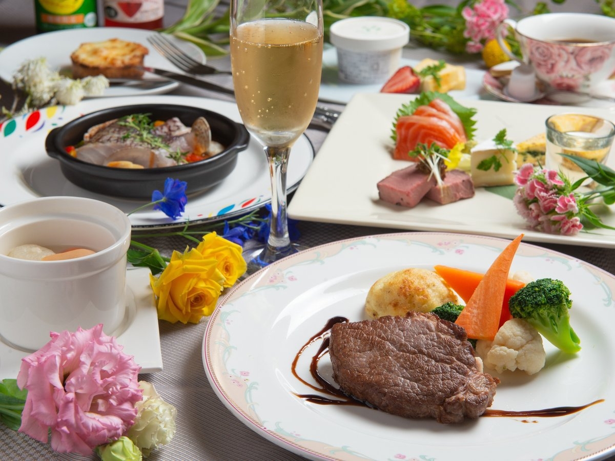 【事前決済専用平日限定1人旅キャンセル不可】お部屋でフルコース♪客室露天風呂とミストサウナ付潤う☆