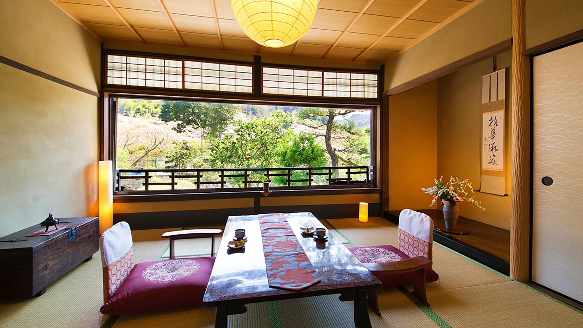 【観月の間-KANGETSU-】“優美で閑静” 自然の秀麗な姿を望める客室