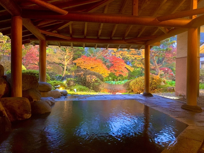 ■【温泉】秋の露天風呂ー麗ー