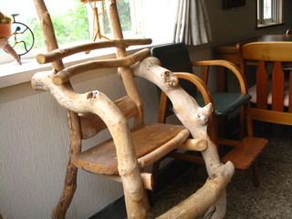 幼児用流木椅子
