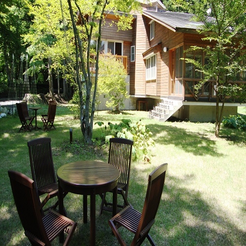 【素泊まり】 森に包まれる軽井沢ステイ〜１棟まるごとコテージ貸し切りプラン〜