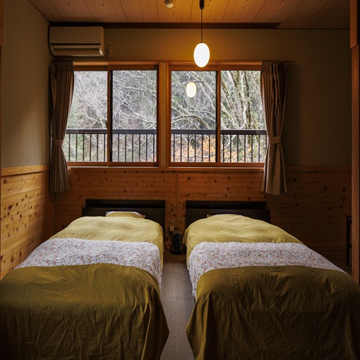 和モダン１４畳客室