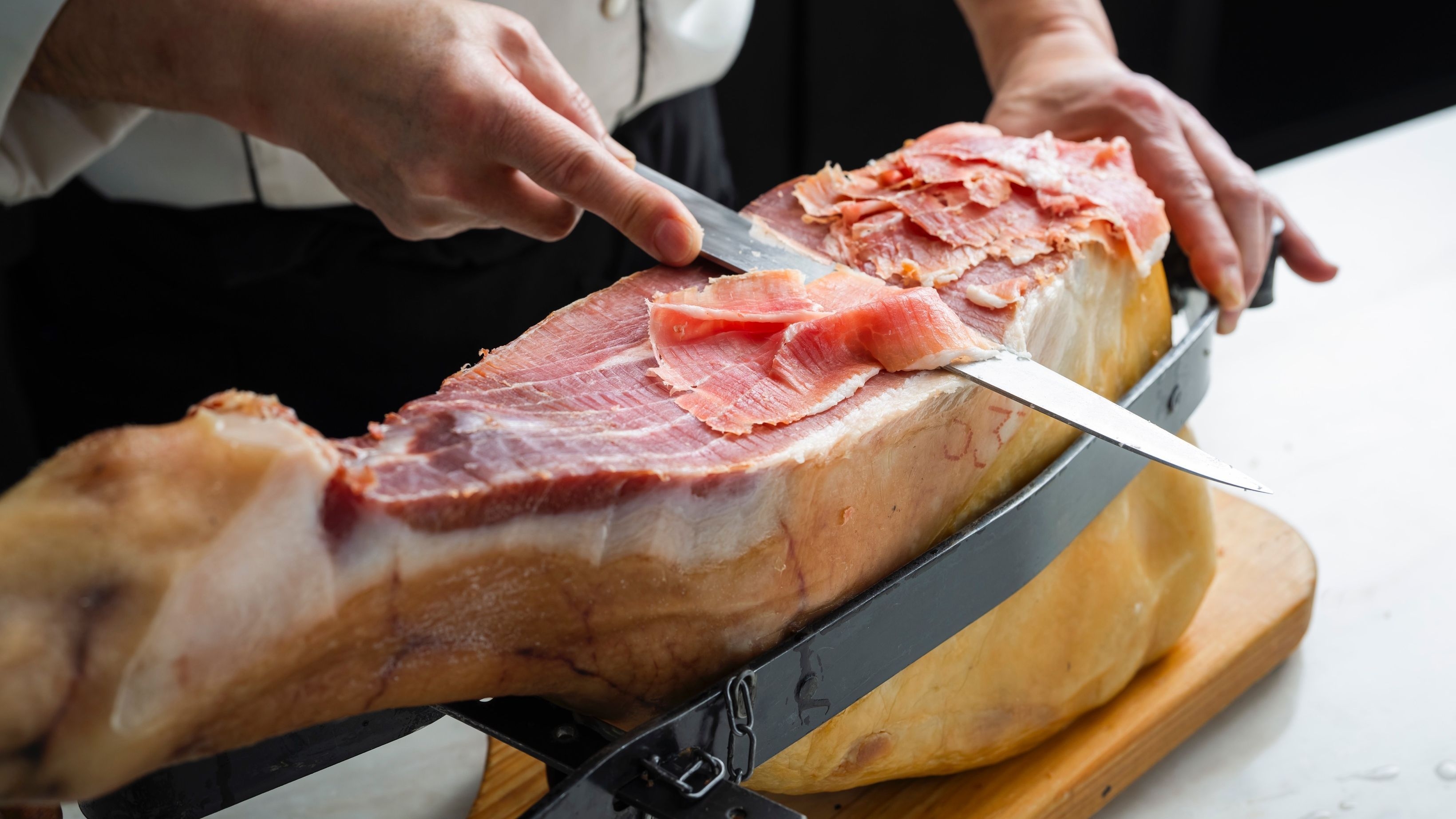 【年末年始2日間限定】スペシャルディナーブッフェをご堪能〜1泊2食付〜