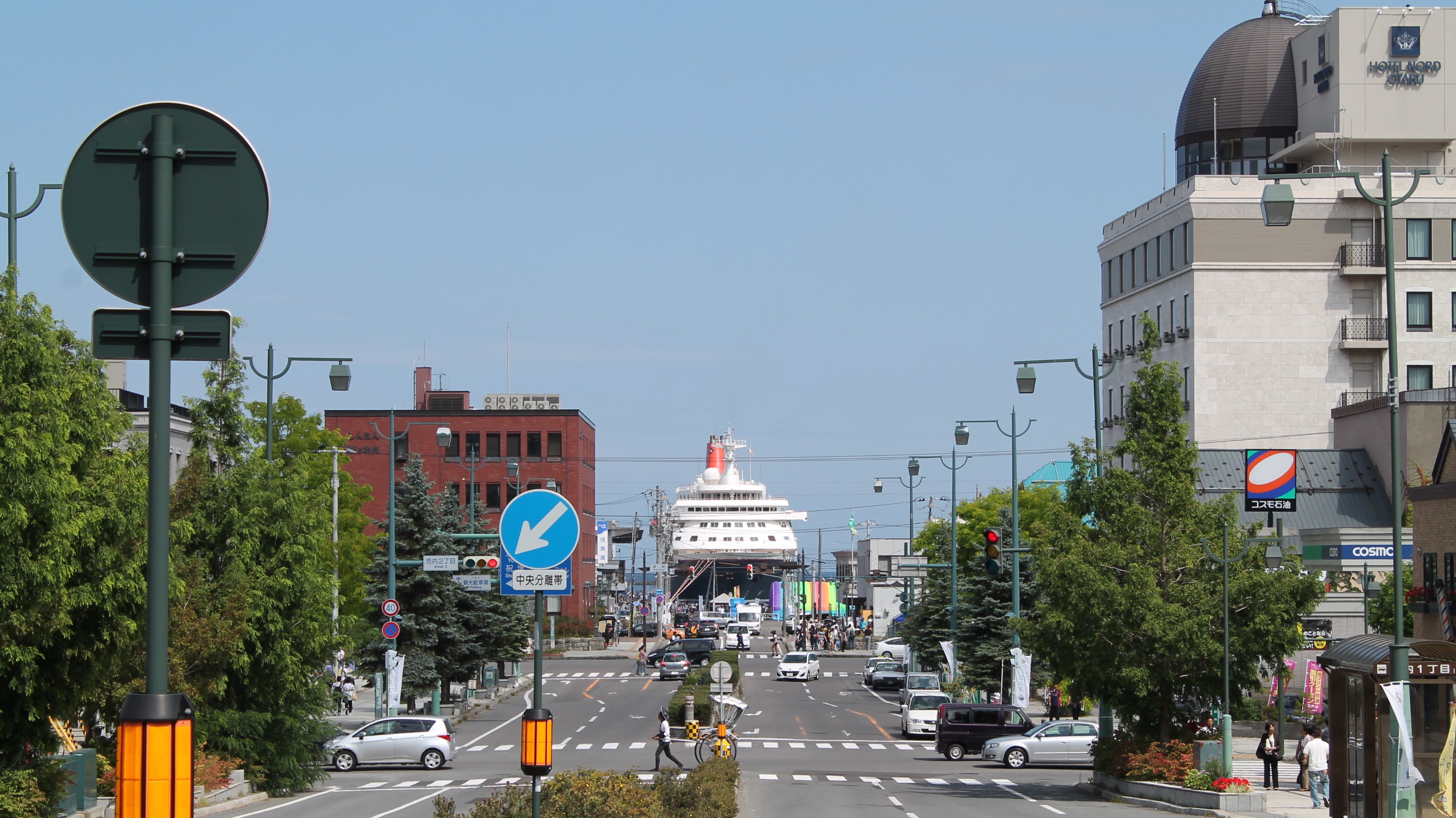 小樽駅方面から見たホテルノルド小樽