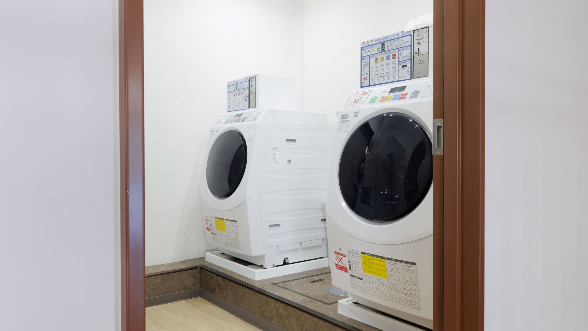 ランドリースペース（2階）24時間利用可