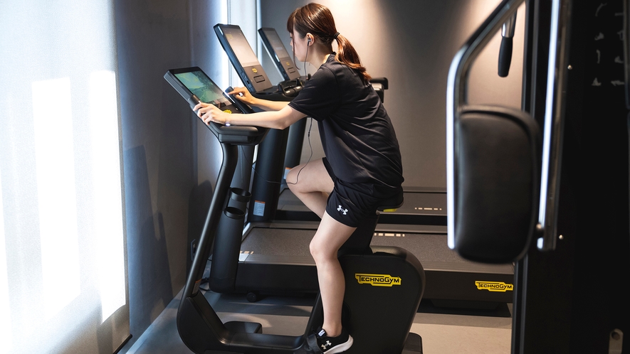 【FITNESS ROOM】最新機器を取り揃えております。