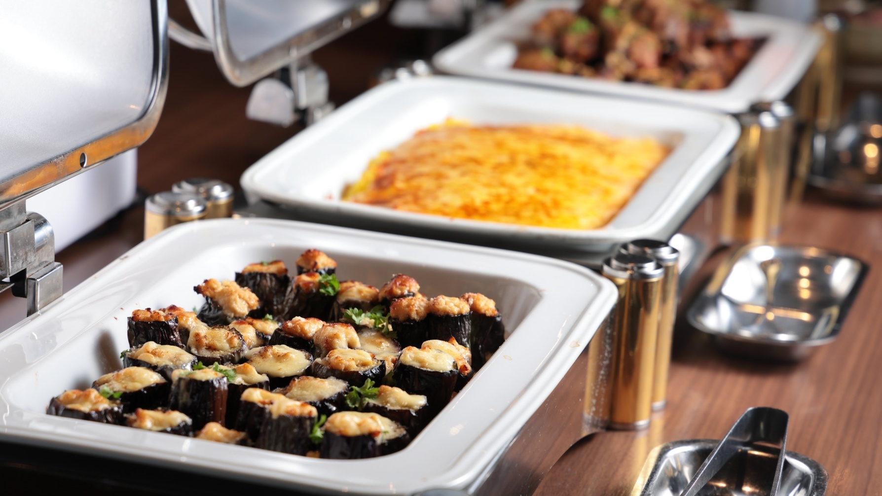 【プール入場券付】★お子様歓迎無料★ お子様からご年配のお客様まで大満足　バイキング＜２食付＞