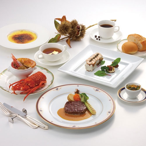 【6月・7月平日限定・特別価格！】オーシャンビューのレストランで創作フレンチ♪洋食スタンダードプラン