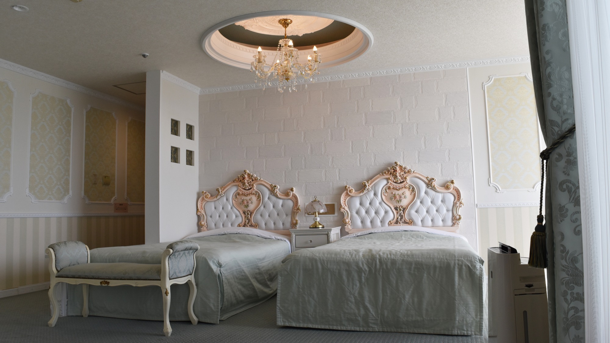 【7F禁煙ロココ風和洋室】一例