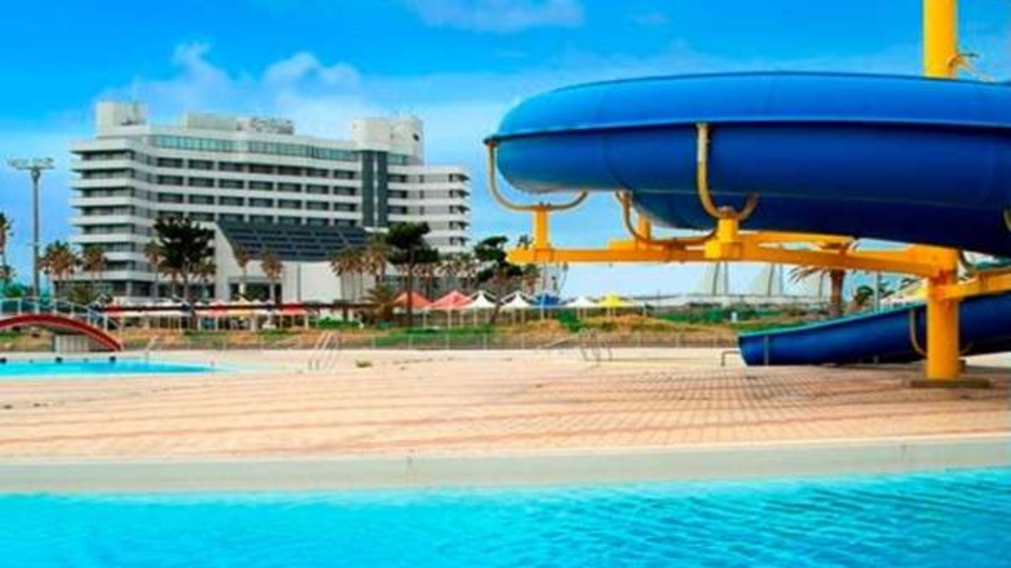 1日中遊べる充実のレジャープール☆