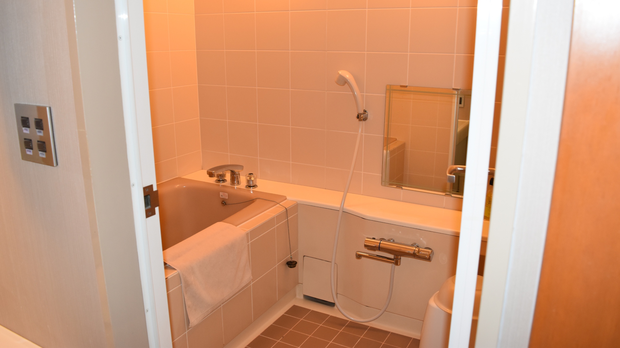 【洋室】バスルーム一例