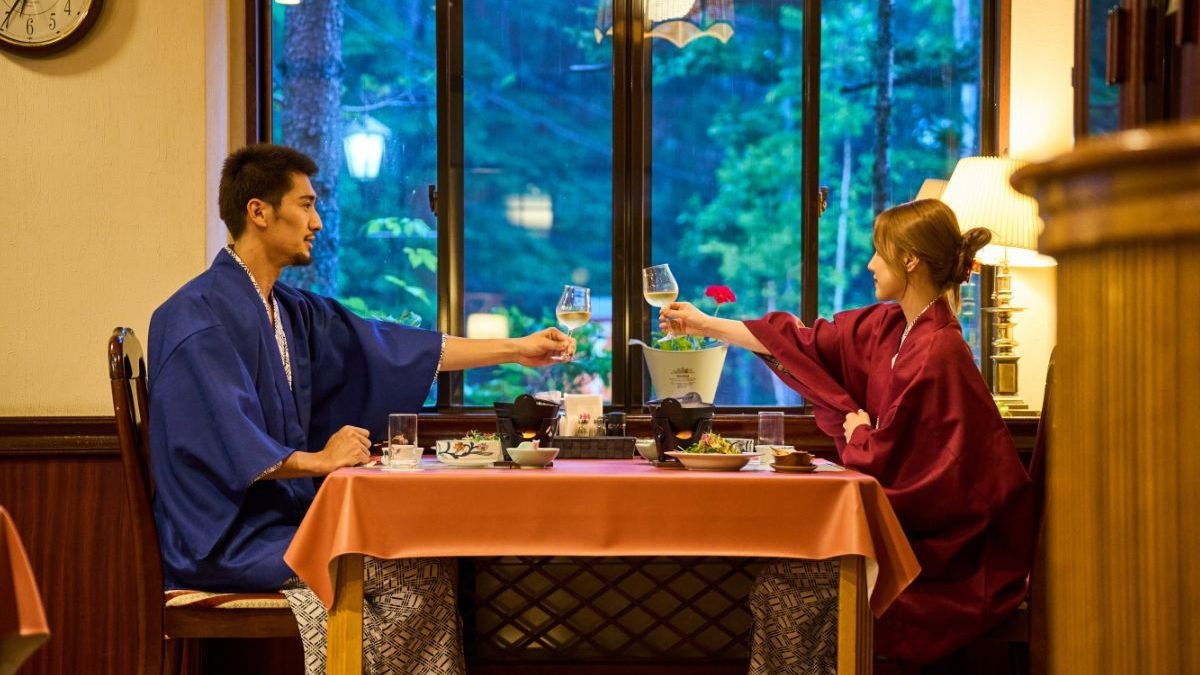 【さき楽30】早めのご予約で特別料金！シェフこだわりフルコースと選べる朝食を満喫！＜夕朝食付＞