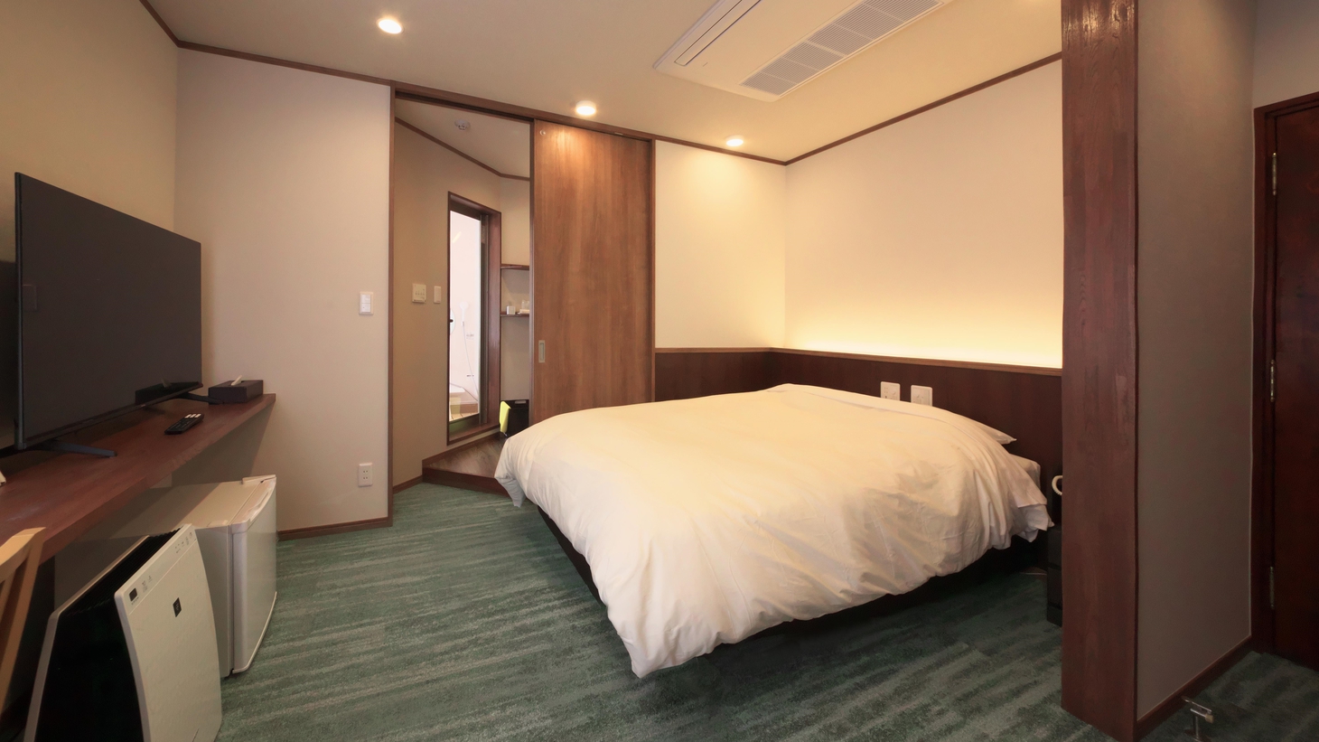 デラックス★ダブルルーム【禁煙・バストイレ付】