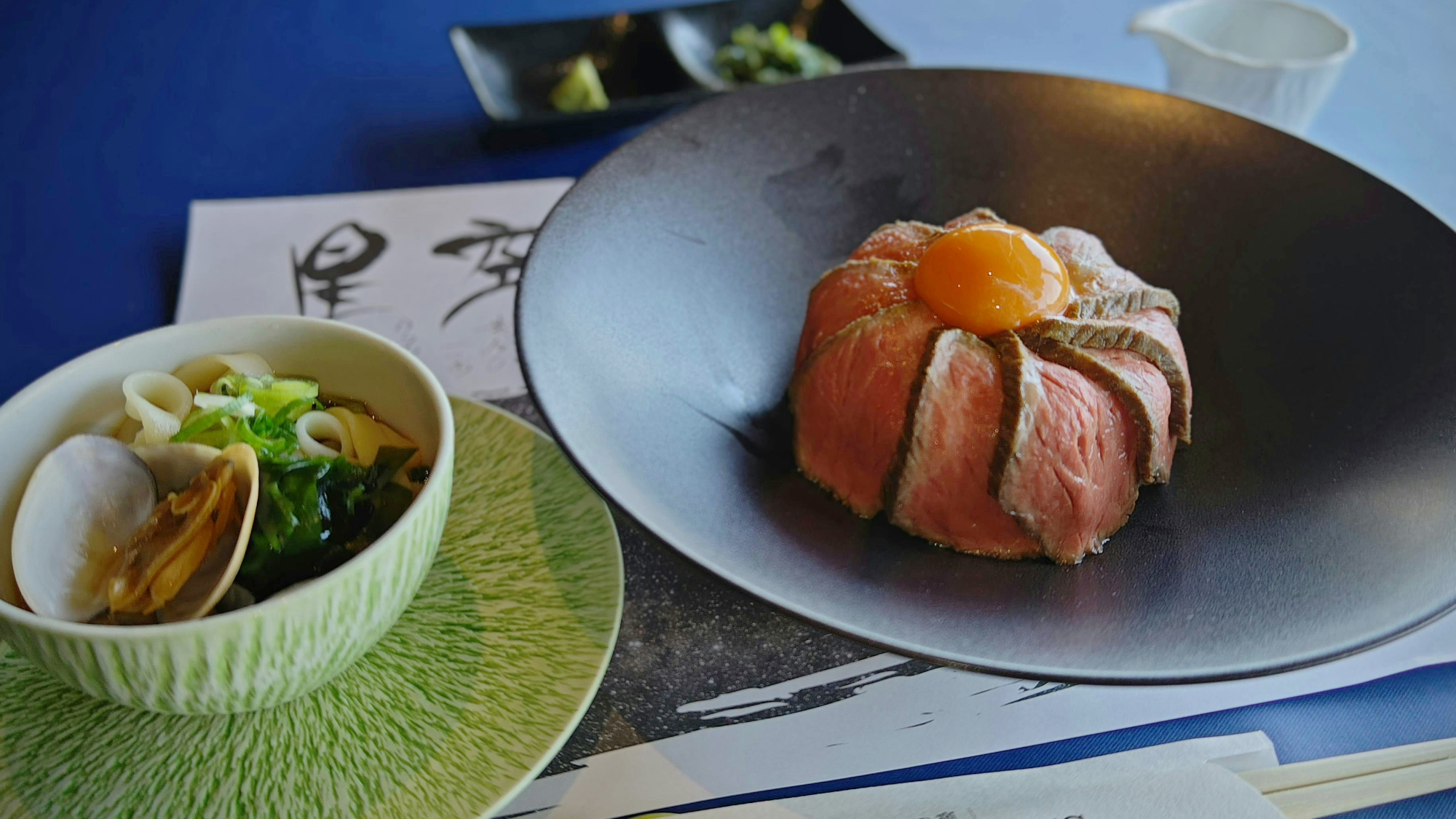 ＜勝負めし＞☆みかわ牛の減圧ローストビーフ丼