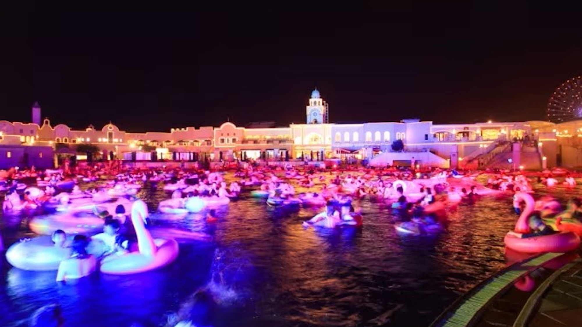 ラグナシアナイトプール