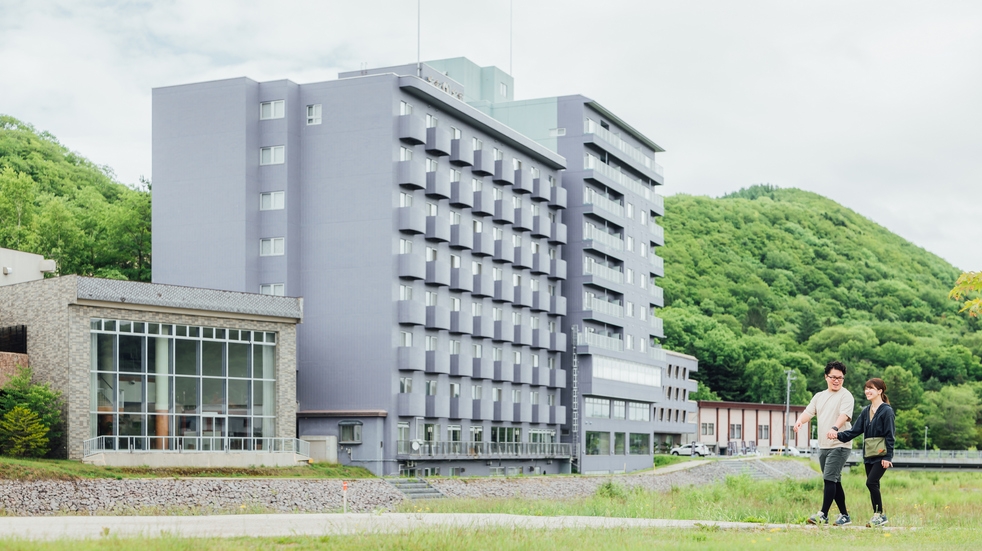 【ビュッフェプラン】北海道産食材の美味しさあふれる和洋70品ビュッフェ〜源泉掛け流し美白の湯を堪能！