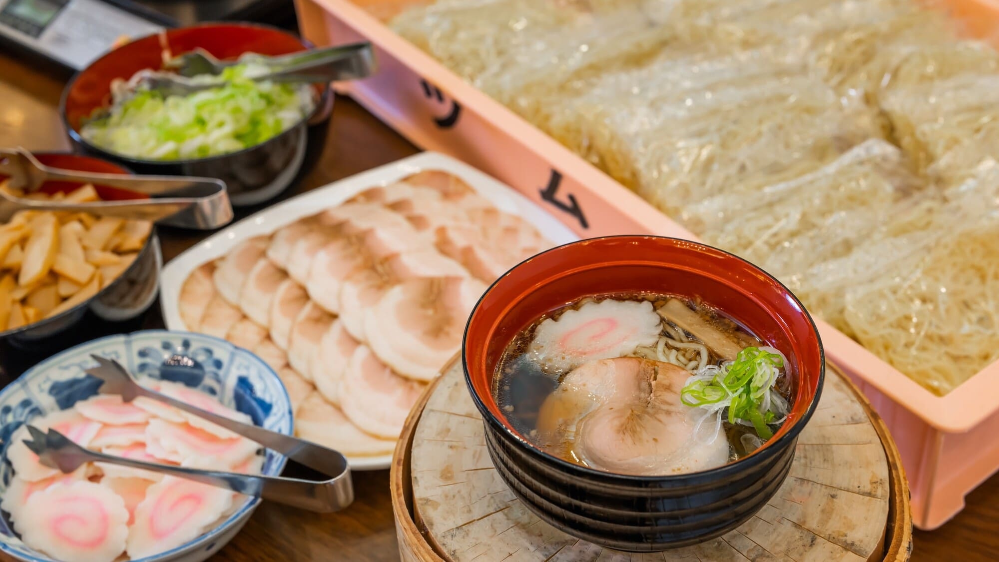 【60分飲み放題付】温泉あがりに乾杯♪源泉かけ流し温泉×ビュッフェ満喫プラン＜夕朝食付＞