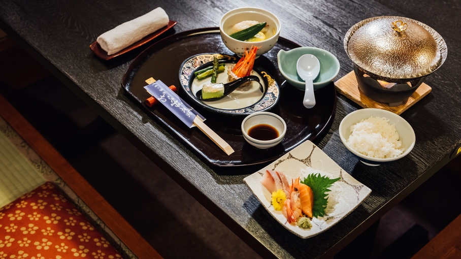 【楽天スーパーSALE】5％OFF☆ワンランクアップの会席料理竹コースと25品バイキング
