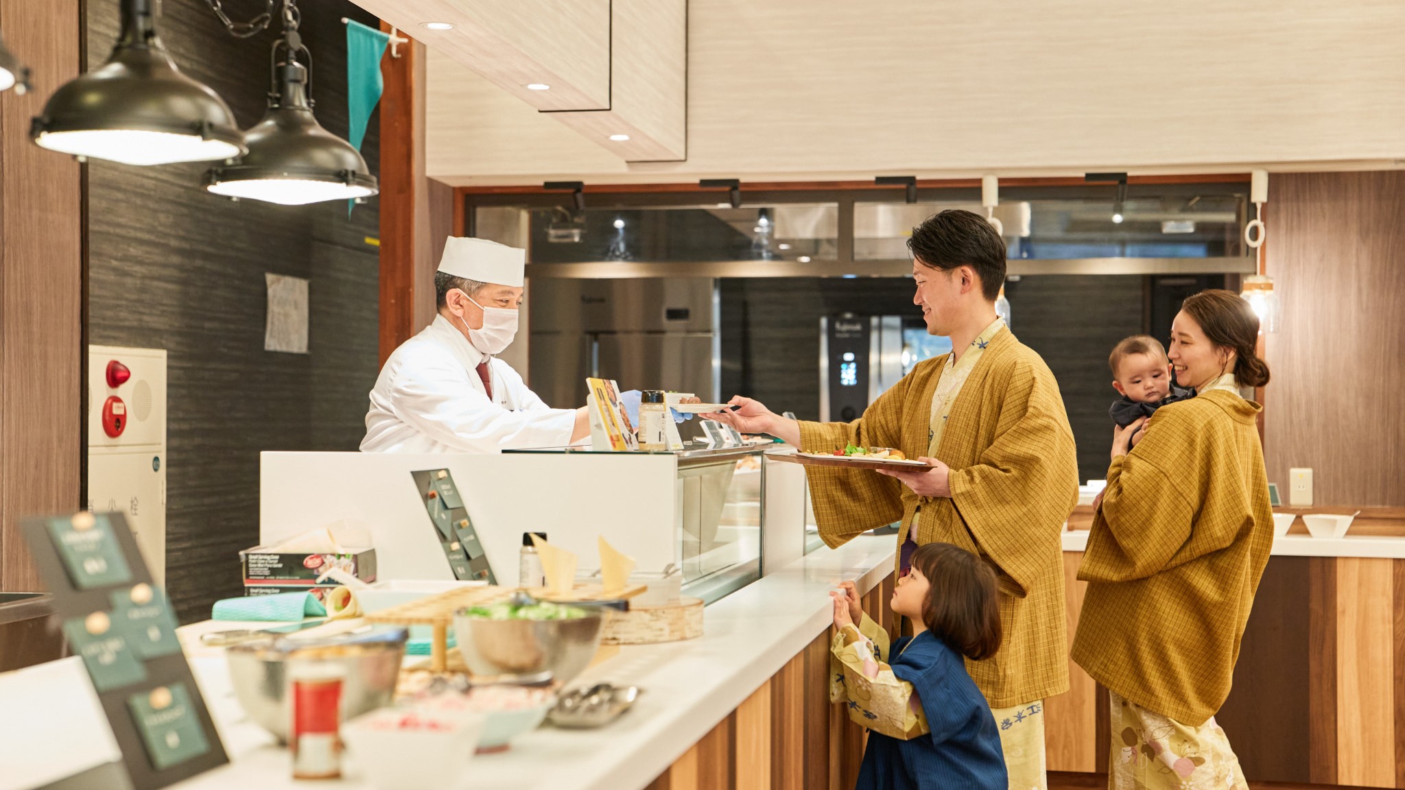 お子様連れのお客様には、ご家族で楽しめるビュッフェがおすすめです。