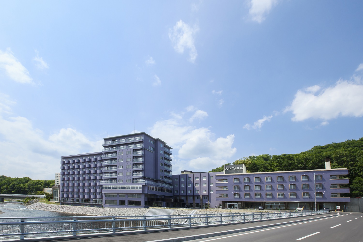 ホテル全景写真