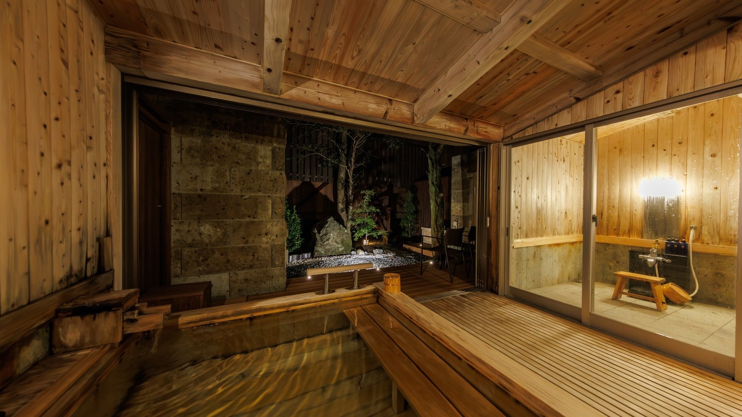 【リニューアルオープン特価｜1泊朝食】プレミアムステイ静龍の特別フロア〇地元食材満載の朝食和膳