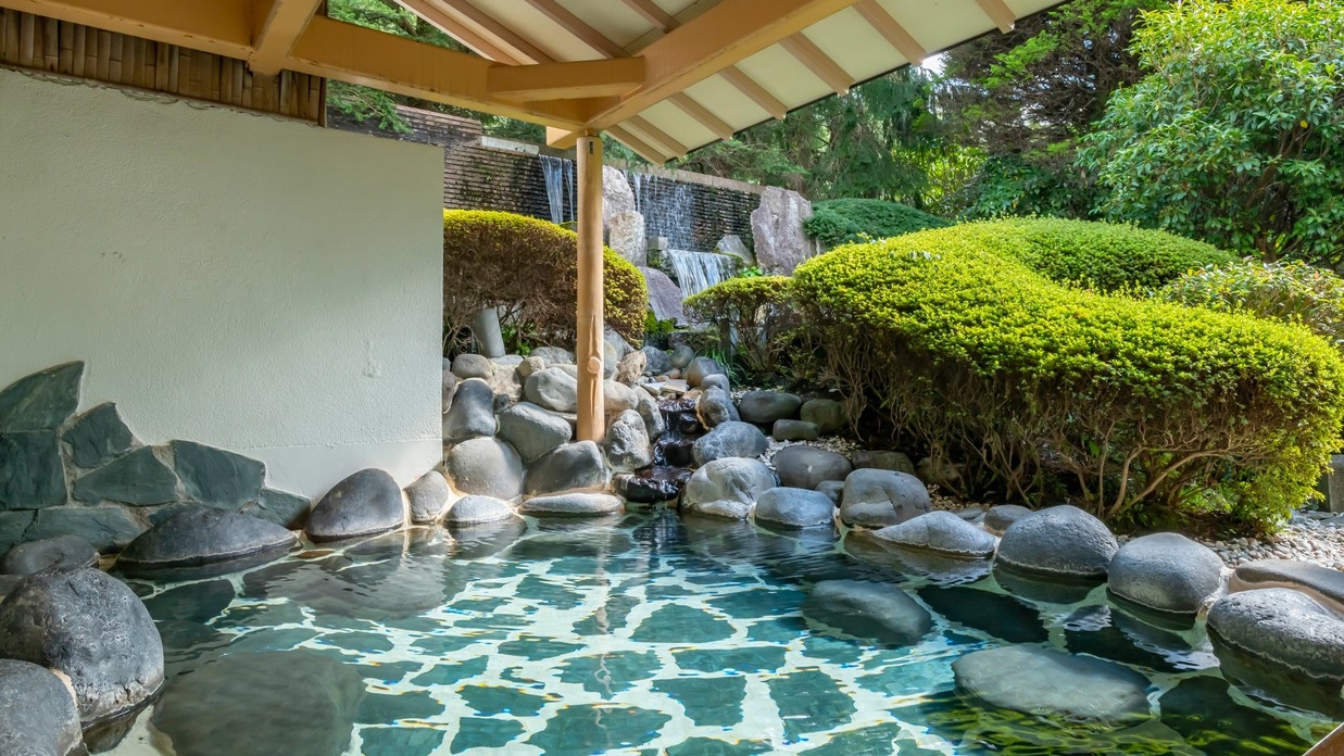 【3〜4月限定】 春の恵みを存分に堪能！山菜天婦羅に栃木牛陶板焼きほか栃木の味覚たっぷり温泉グルメ旅